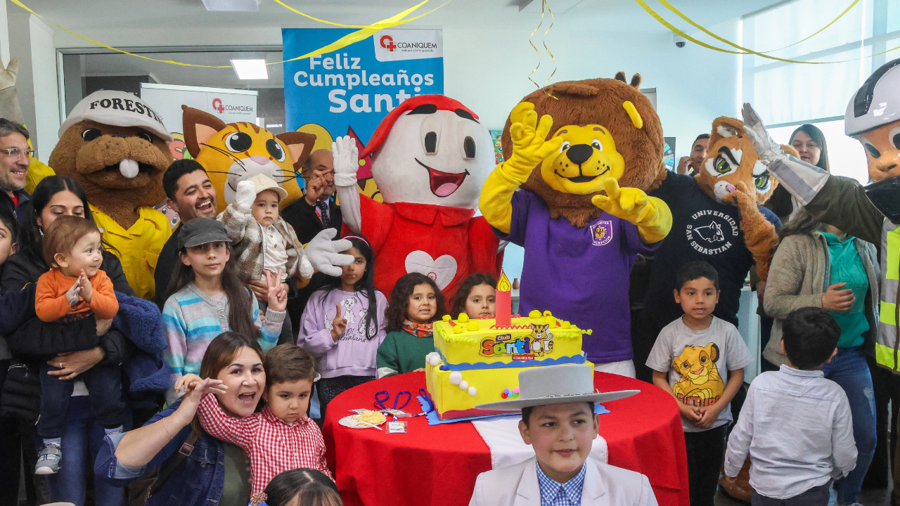 UN ENCUENTRO LLENO DE ALEGRÍA JUNTO A LOS NIÑOS DE COANIQUEM