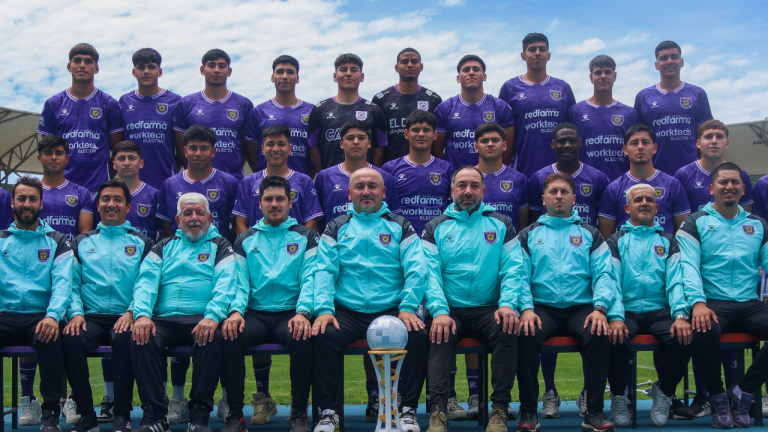 DEPORTES CONCEPCIÓN REALIZÓ LA FOTO OFICIAL DE SUS SERIES FORMATIVAS