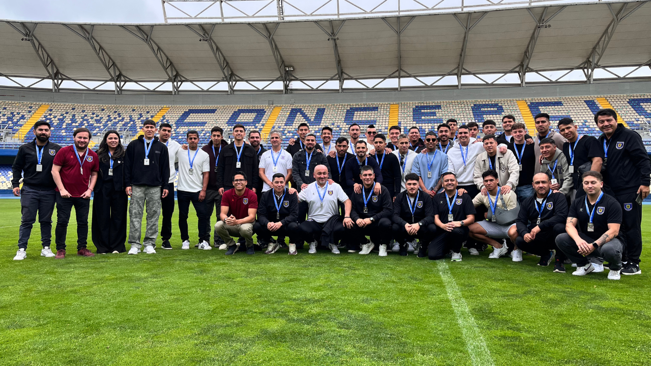JUGADORES DESAYUNARON CON AUTORIDADES TRAS EL ASCENSO A PRIMERA