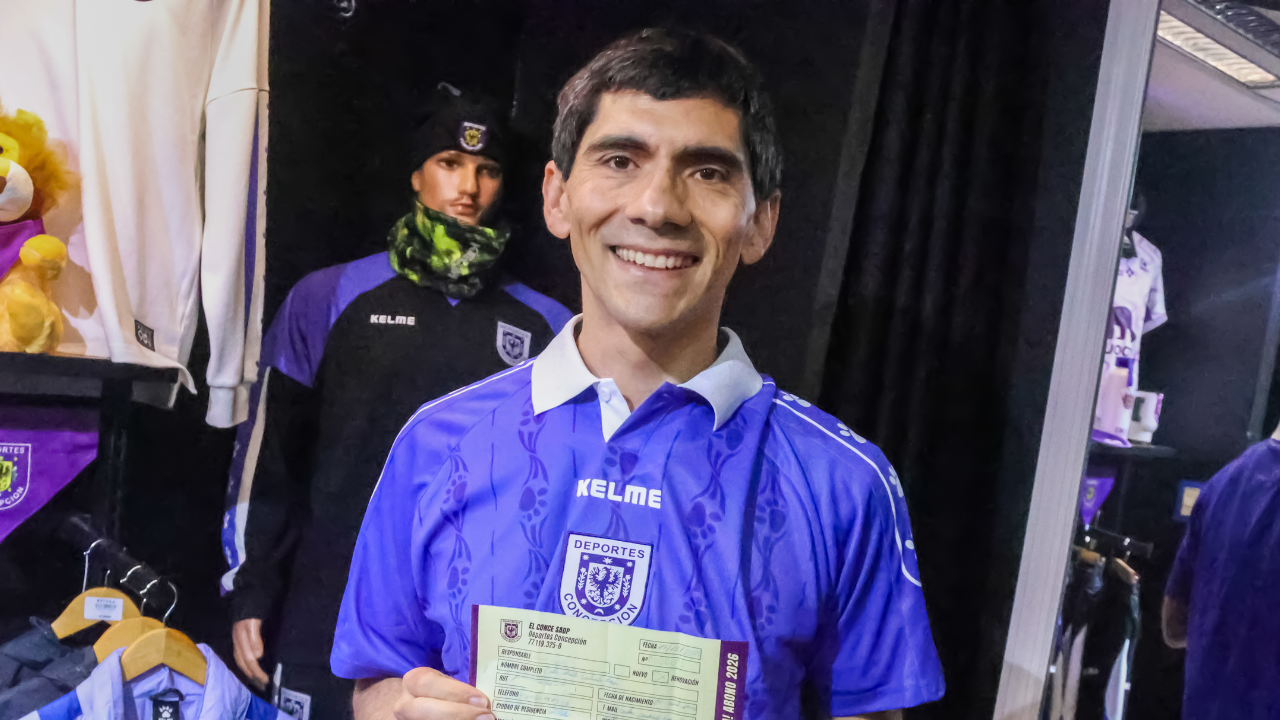 CARLOS SEPÚLVEDA ES EL PRIMER ABONADO PRESENCIAL 2026