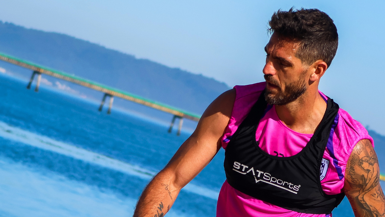 PRETEMPORADA 2026: LEONES RUGIERON EN LA PLAYA DE PENCO