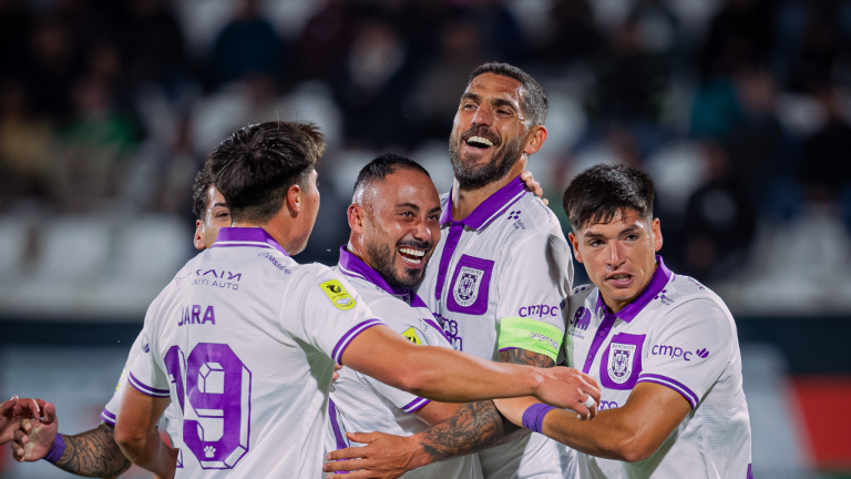 EL LEÓN LOGRÓ VALIOSO TRIUNFO ANTE PALESTINO EN LA CISTERNA