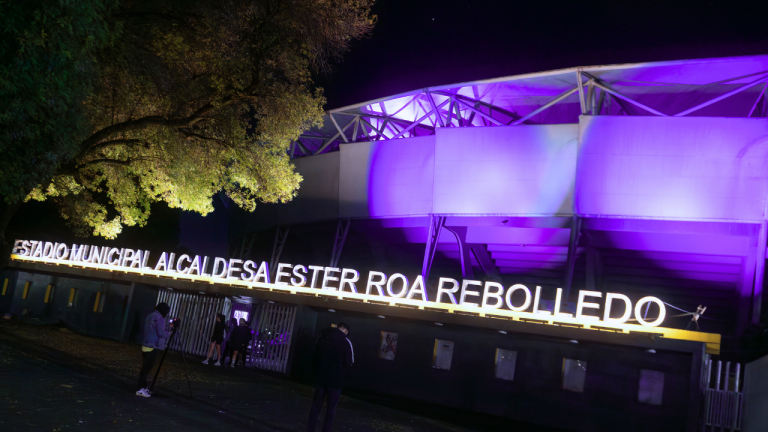 INICIAMOS EL MES ANIVERSARIO CON COLLAO ILUMINADO