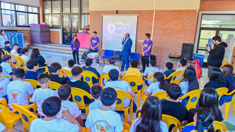 JORNADA EDUCATIVA JUNTO A ESTUDIANTES DEL COLEGIO LOS ACACIOS