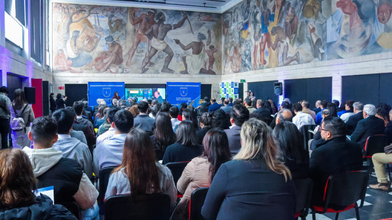 PRESENTES EN EL LANZAMIENTO DEL LIBRO 70 AÑOS DE COEMCO
