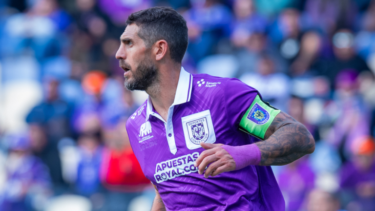 NUESTRO CAPITÁN JOAQUÍN LARRIVEY OBTUVO LA NACIONALIDAD CHILENA