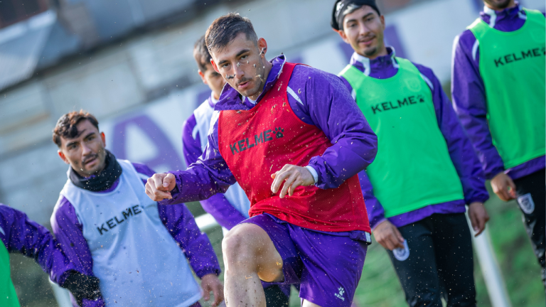 EL DELANTERO DIEGO ACOSTA SE SUMA AL LEÓN DE COLLAO
