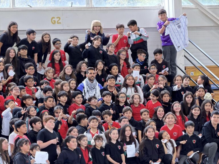 DEPORTES CONCEPCIÓN VISITÓ EL COLEGIO CHILENO ÁRABE