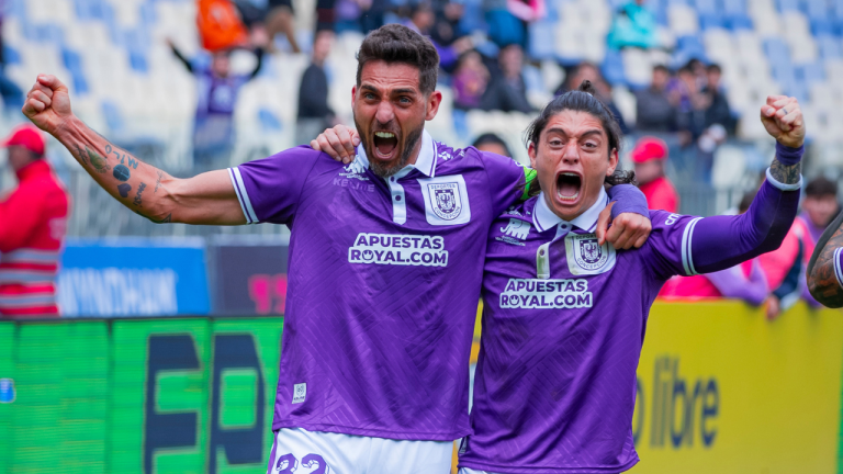 EL CONCE GOLEÓ 3-0 A U. CATÓLICA Y ESCALÓ AL UNDÉCIMO LUGAR