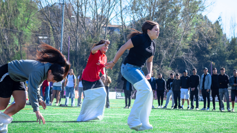 CELEBRAMOS LAS FIESTAS PATRIAS JUNTO AL PLANTEL Y FÚTBOL FORMATIVO